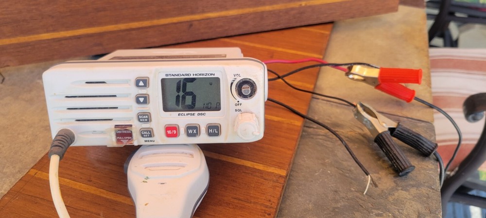 Standard Horizon ECLIPSE DSC Marine VHF GX1000s