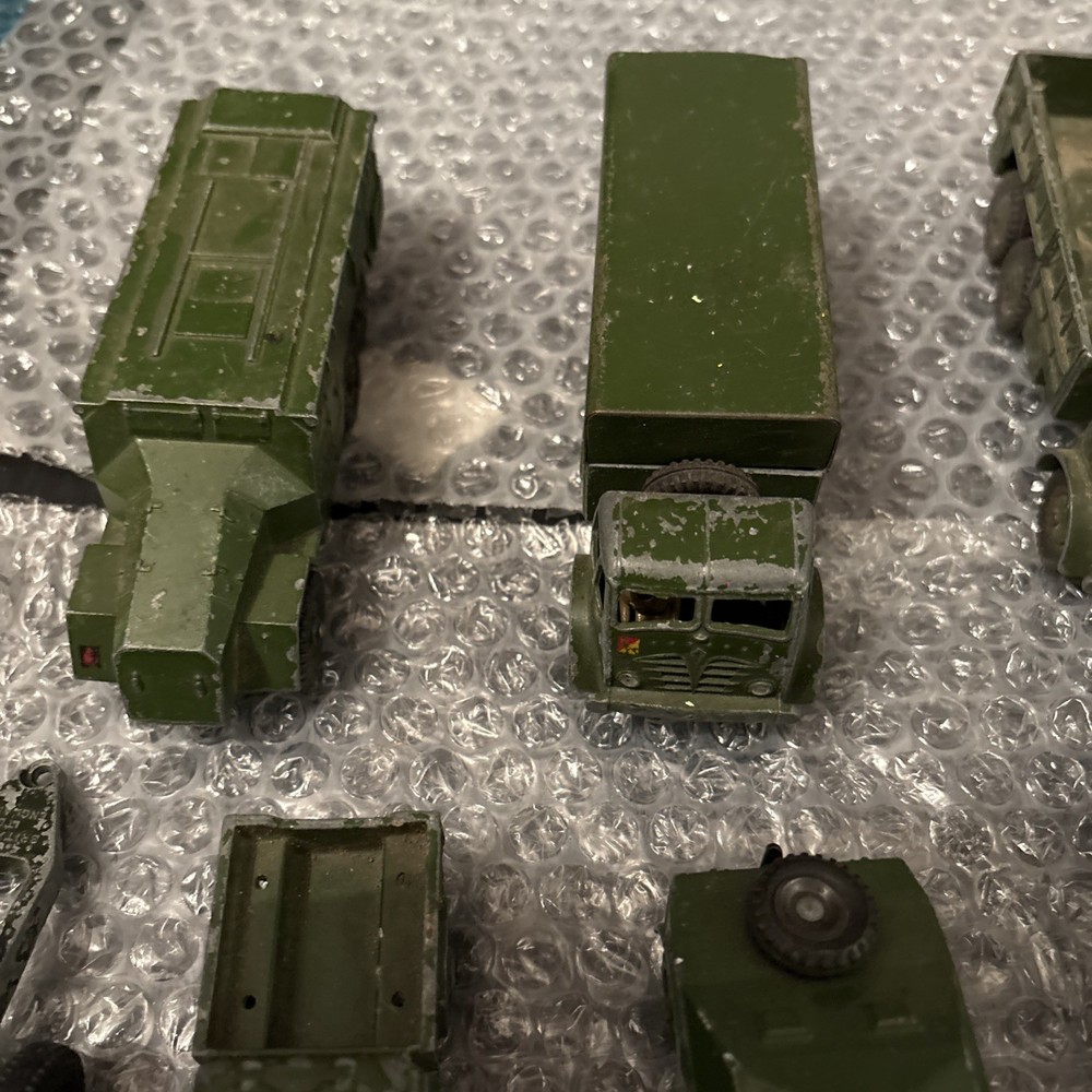 DINKY MILITARY X 7