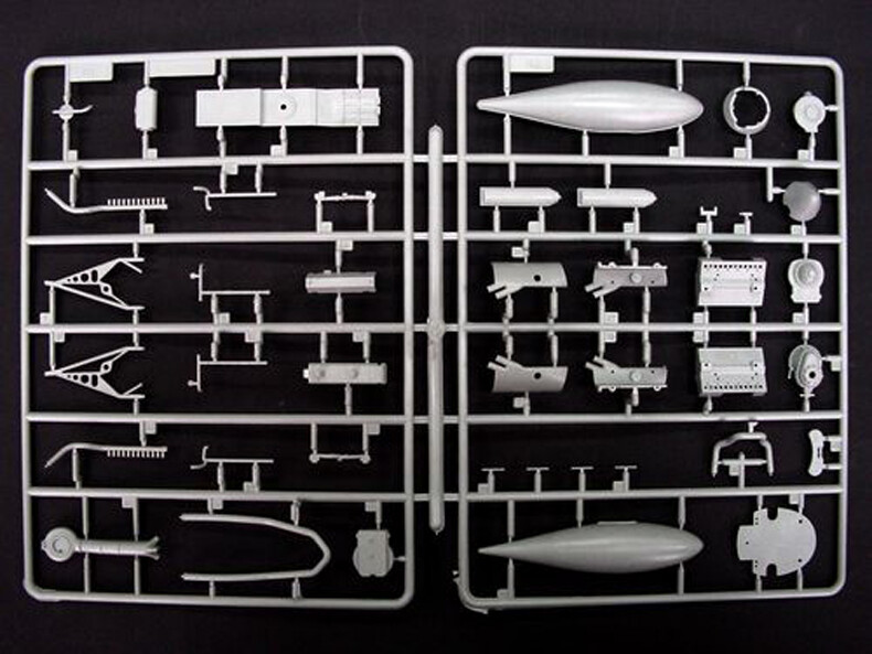 Trumpeter 02227 1/32 Lockheed P-38L-5-LO lightning Plastic model kit