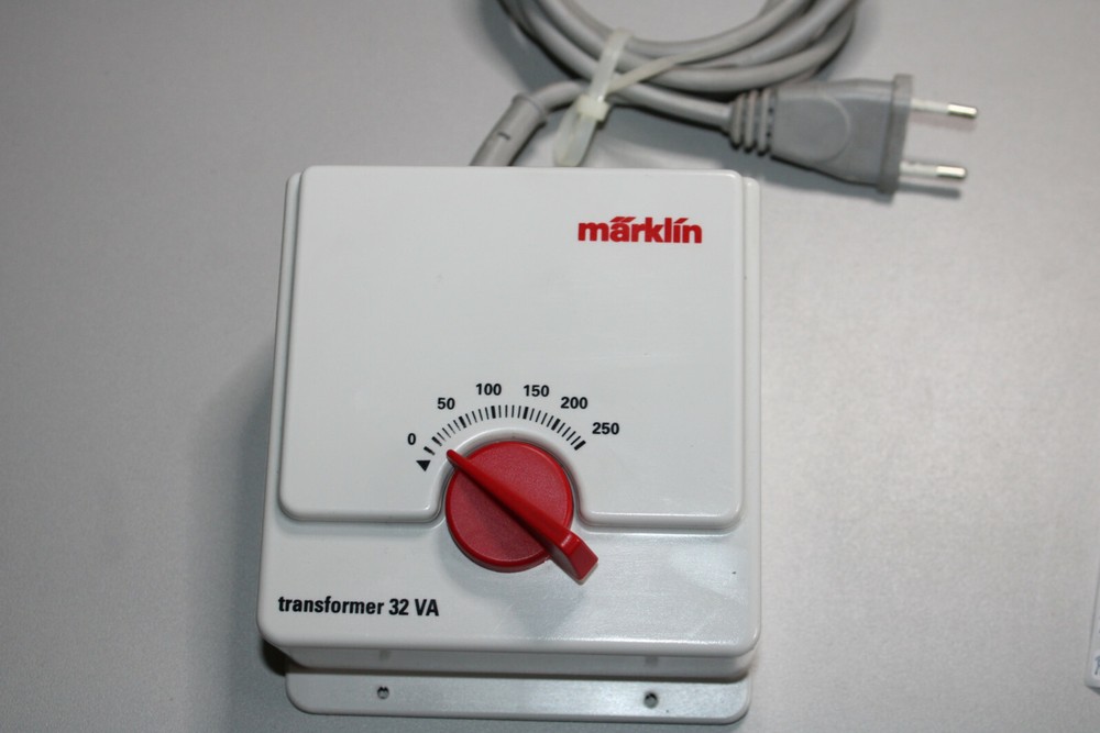 Märklin 6647 Transformer with Control Panel 32VA AC Gauge H0