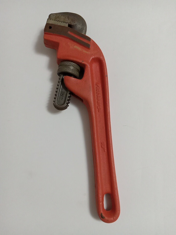 Vintage Pittsburgh 10" Offset Pipe Wrench Red Steel Work Tool