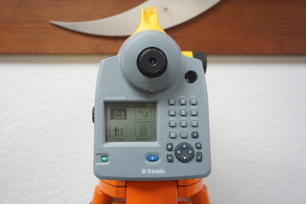 Trimble DINI .07 mm Accuracy Automatic Digital Auto Level DINI LD24 Tripod