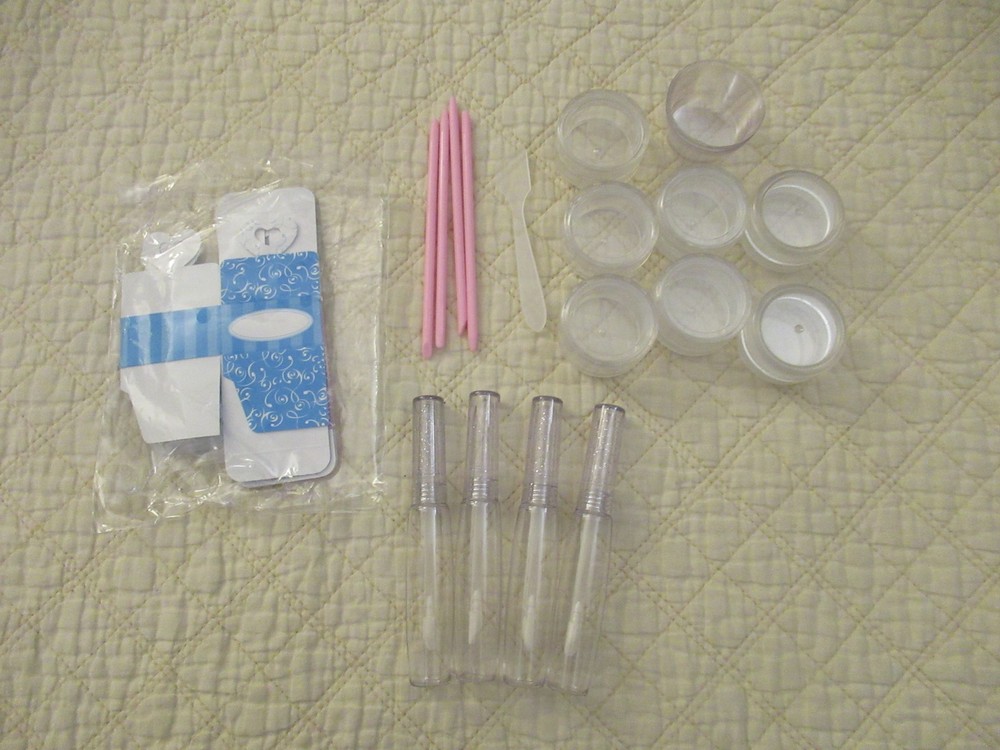 DIY Lip Gloss Accessories Kit (Tubes, Containers, Boxes)