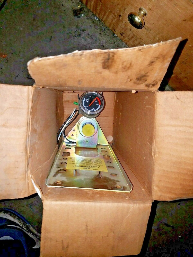 VOLVO V12 VALVE ASSEMBLY 18205-0021