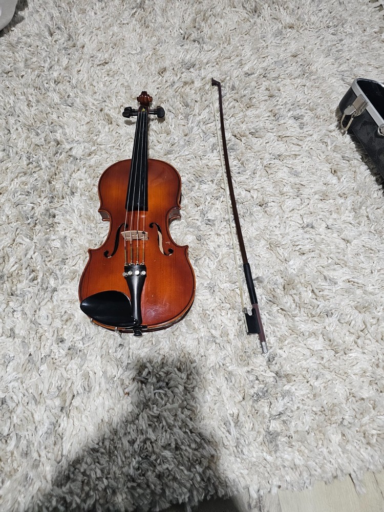 Lewis Violin Model 100 and 1/2.