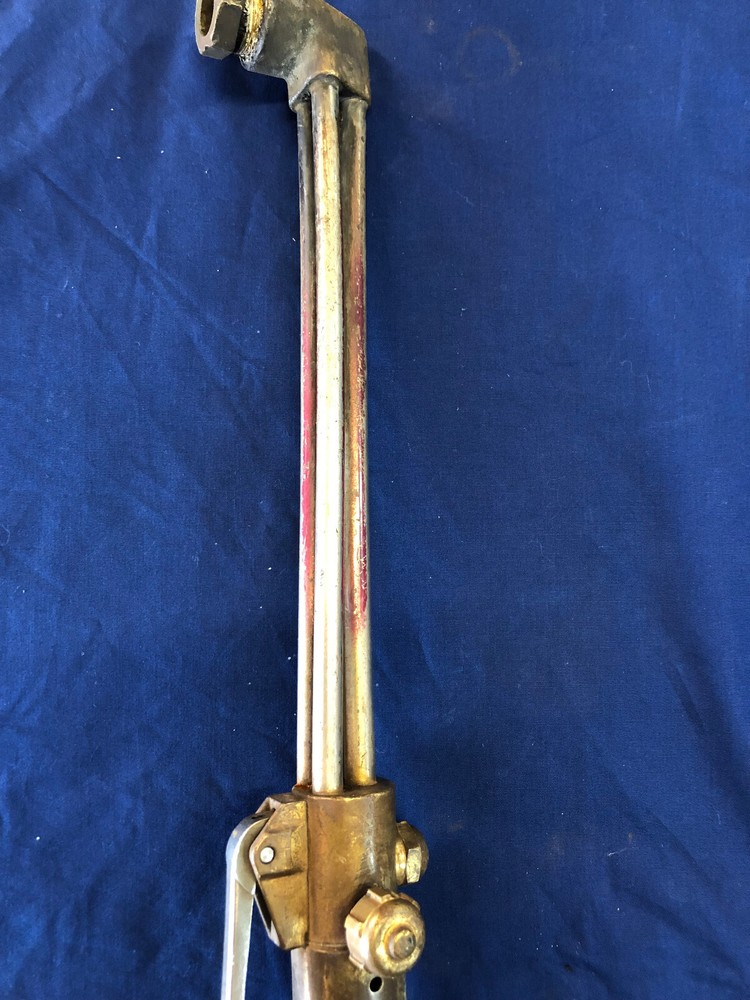 UNKNOWN Cutting and Heating Torch - No Tip - Used