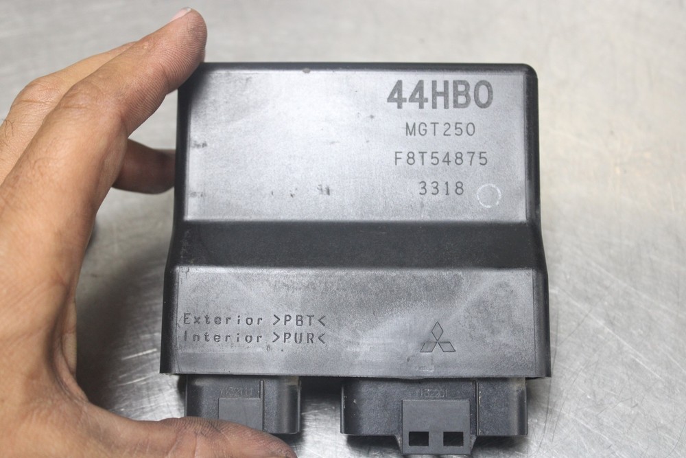 13-15 SUZUKI SFV650 GLADIUS ECU COMPUTER CONTROLLER UNIT BOX ECM CDI 32920-44HB0