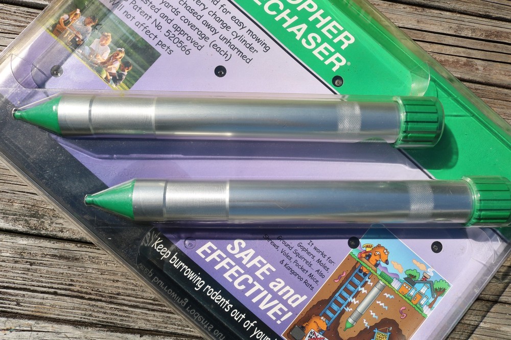 P3 Sonic Mole & Gopher Chaser 2-Pack - Humane Repellent - Safe Non-Toxic No-Kill