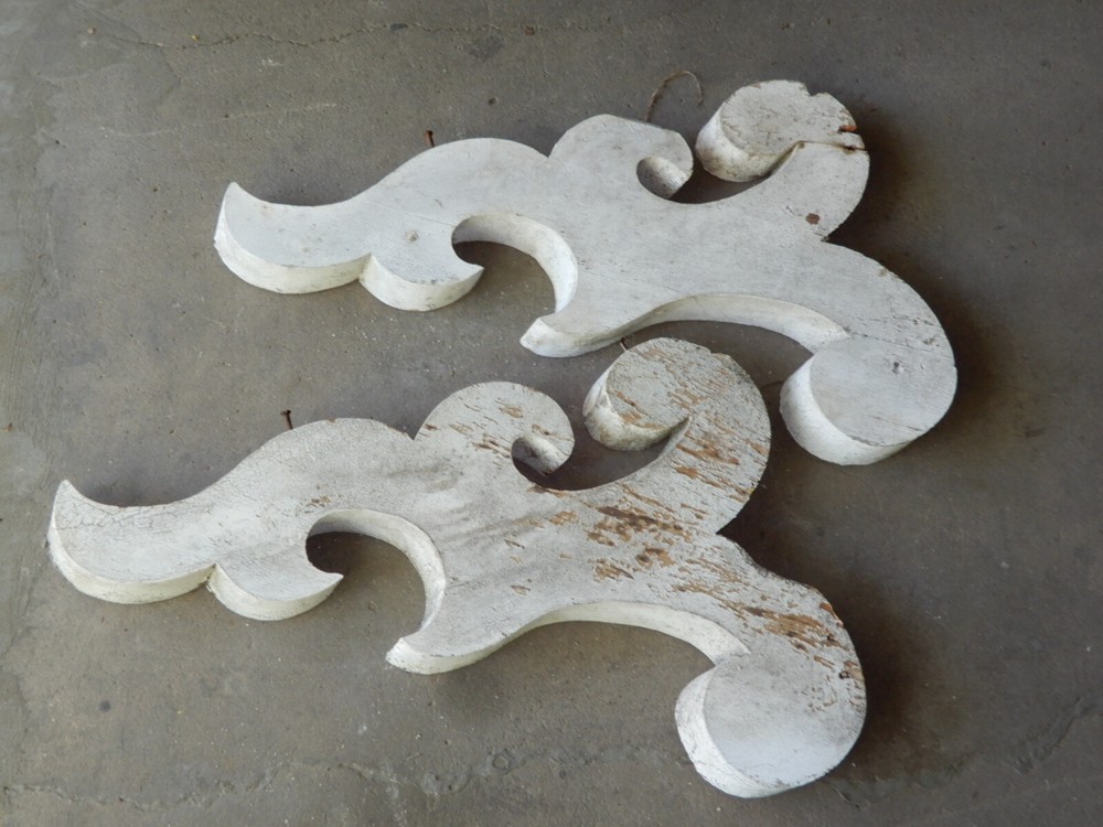 2 LARGE ANTIQUE ARCHITECTURAL CORBELS CHIPPY WHITE CIRCA 1850 5