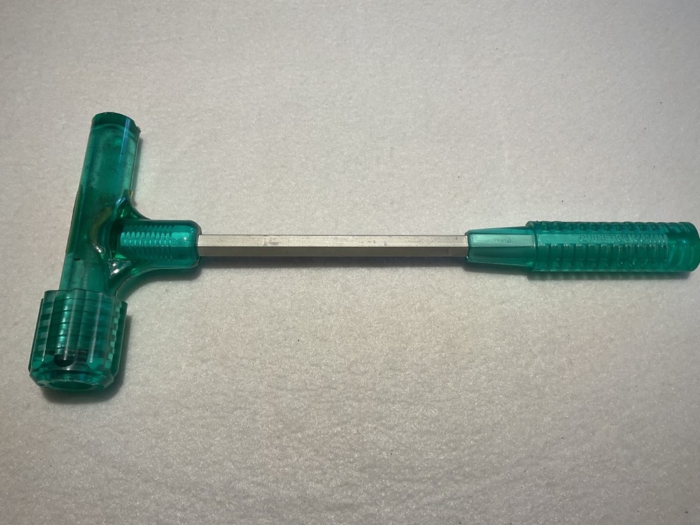 Quinetics Kinetic Bullet Puller