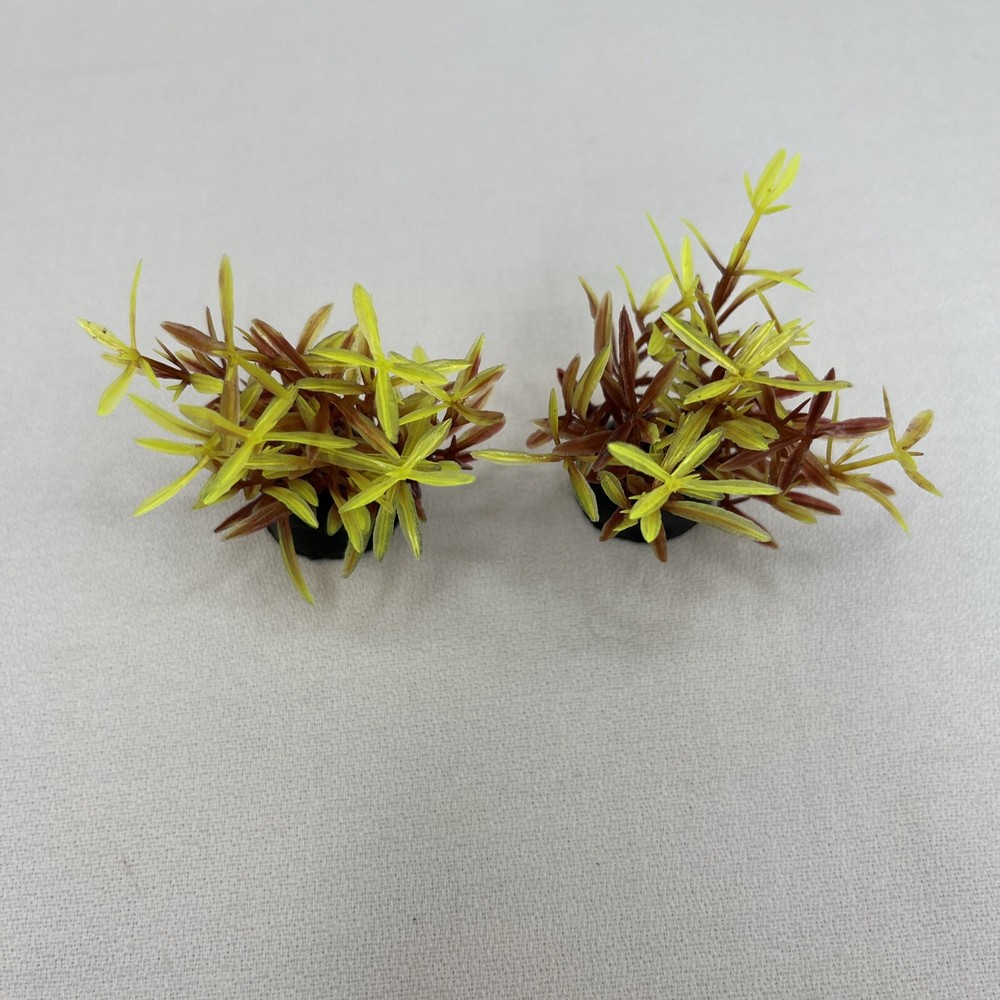 2 PC Xunyee Plastic Aquarium Plants