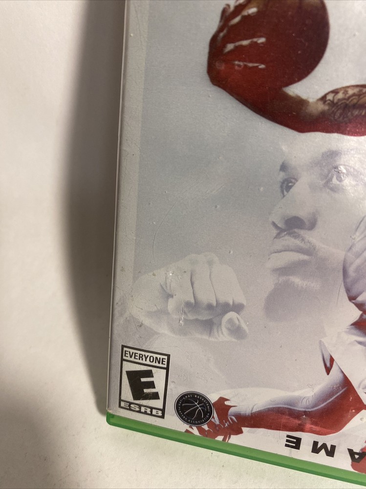 2020 NBA 2K21 - Xbox One original replacement case ONLY (No game)