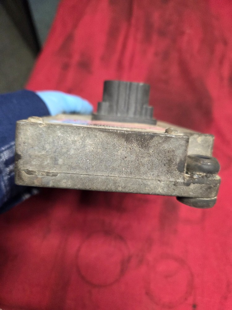 TRANSMISSION CONTROL MODULE TCM ,ECU ETC2088562, ETC2004A06, 09147 MUST PROGRAM