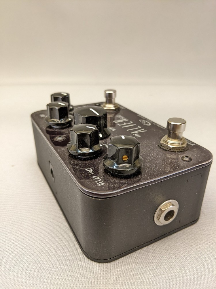 J.Rockett Audio Designs Alien Echo