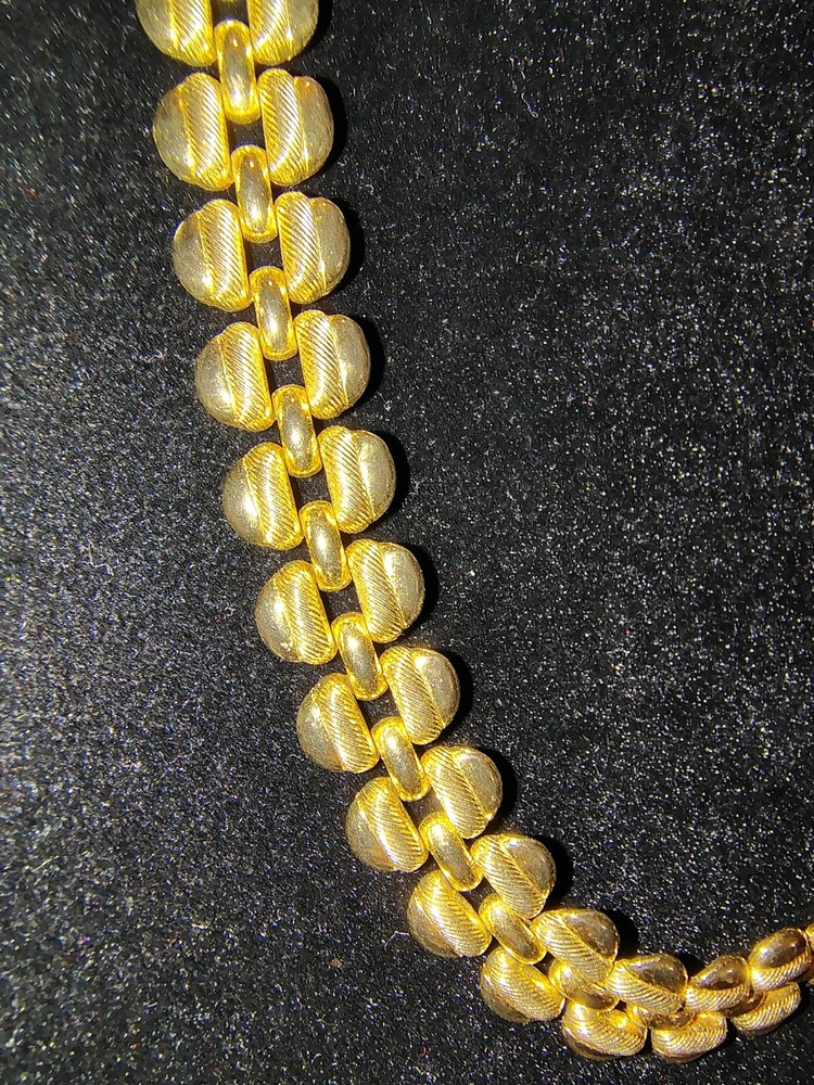 Vintage Premier Design Goldtone Necklace