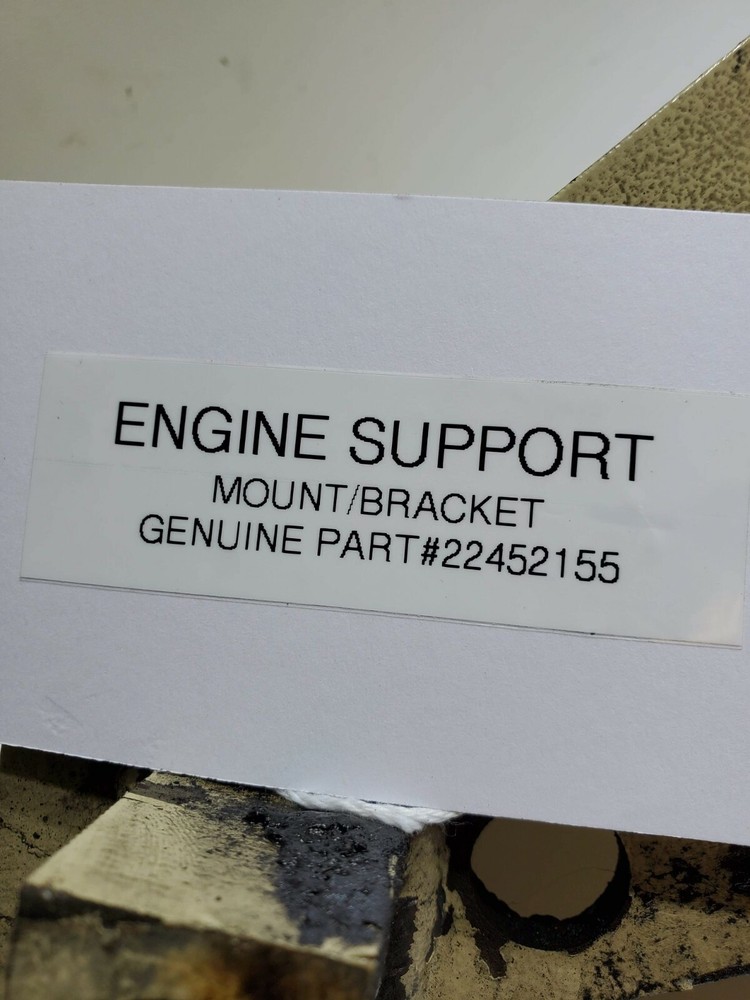 Detroit Diesel Front Engine Support Mount 22452155 OEM