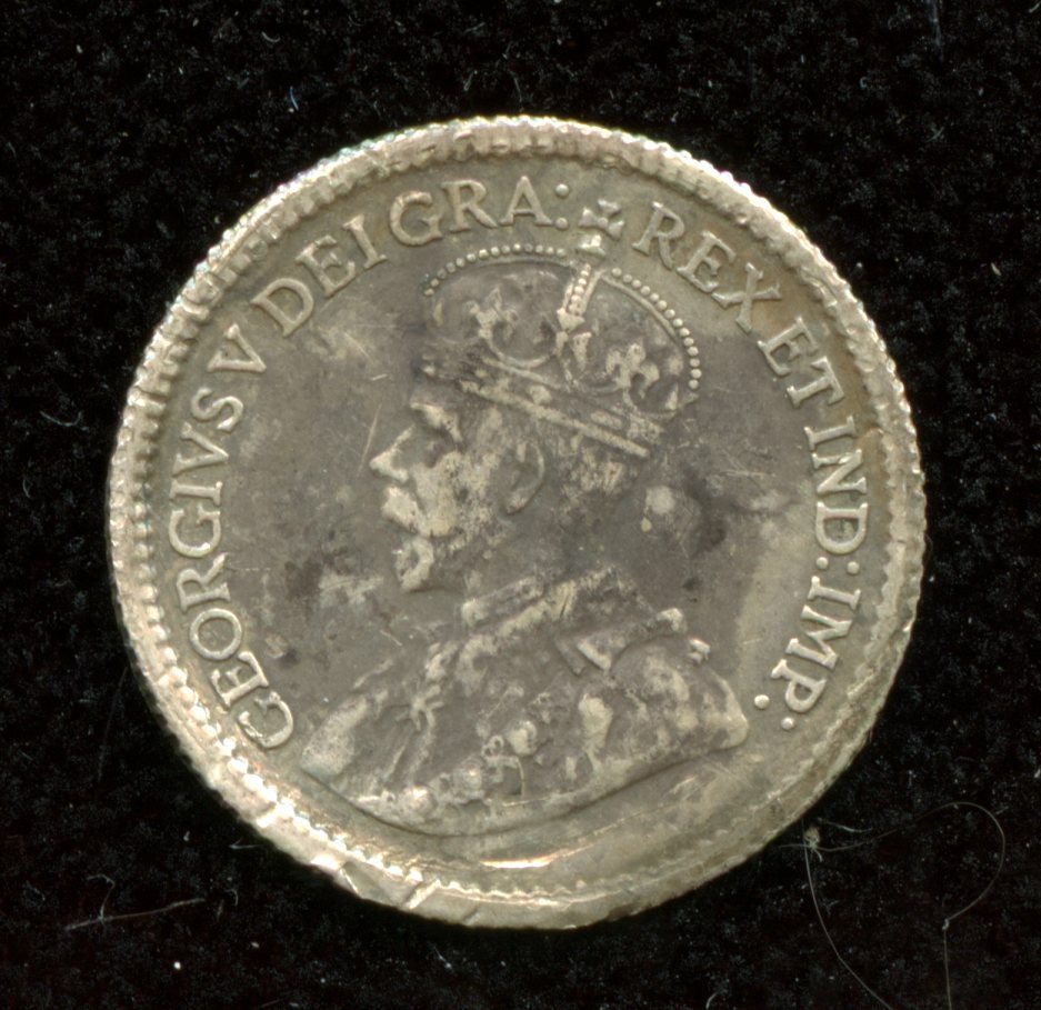 1917c Newfoundland Five Cents - EF Condition