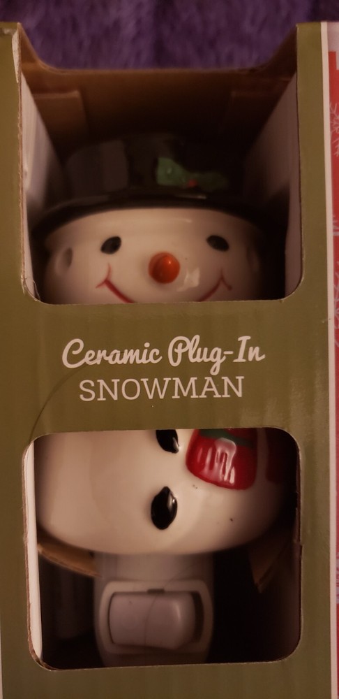 Ceramic Plug In Snowman Carolina