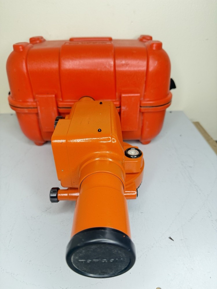 Topcon Automatic Level Model AT-D4 In Hard Case.