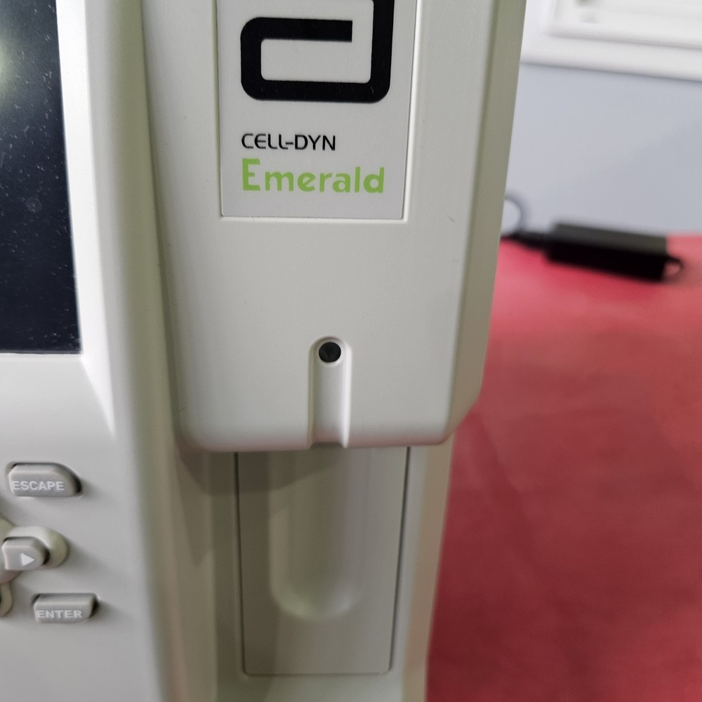 Abbott Cell-Dyn Emerald Hematology Analyzer
