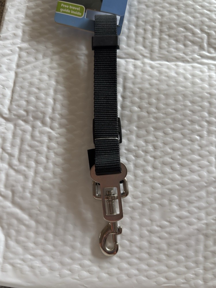 CLIX Universal Seat Belt Restraint