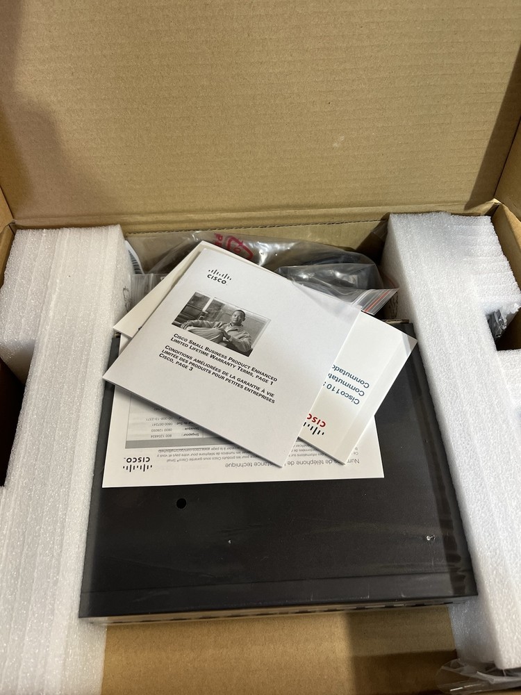 Cisco 16 Port Gigabit Switch