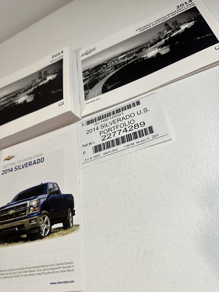 2014 Chevrolet Silverado Owner Manual Set