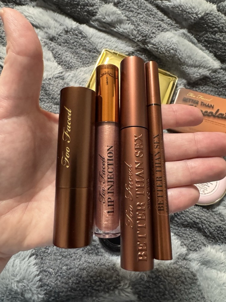 Too Faced Chocolate Bundle