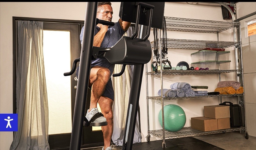 CLMBR Vertical Climber