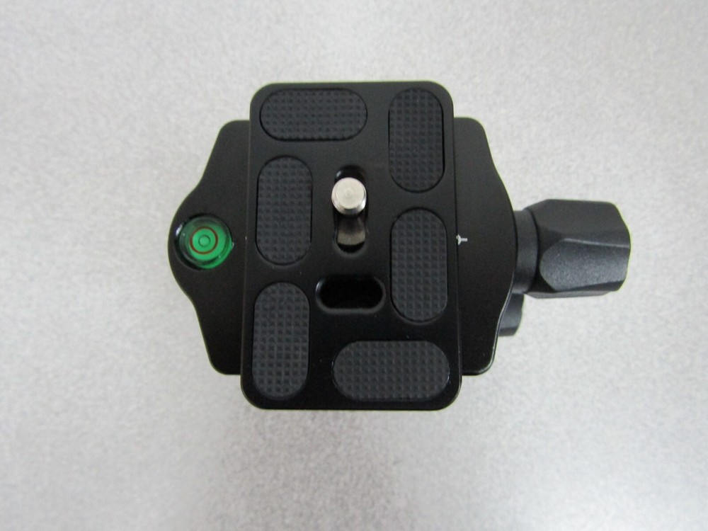 Induro BHM2S Ball Head - Max Load 30.9 lb