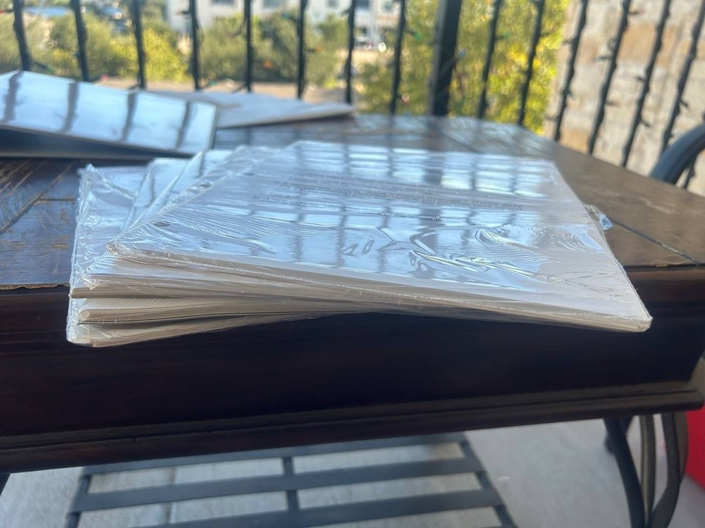 Apple Support Training Library binders, disks & update documents 1986