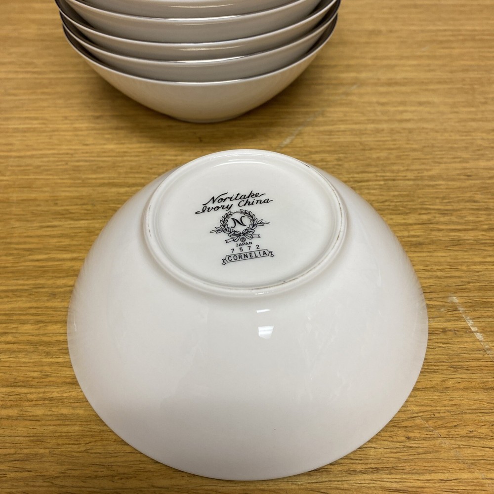 12 Noritake Ivory Cornelia 4 5/8” Dessert Bowls