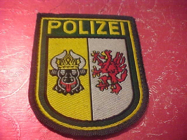 GERMAN POLIZEI POLICE PATCH SHOULDER SIZE UNUSED HOOK BACK