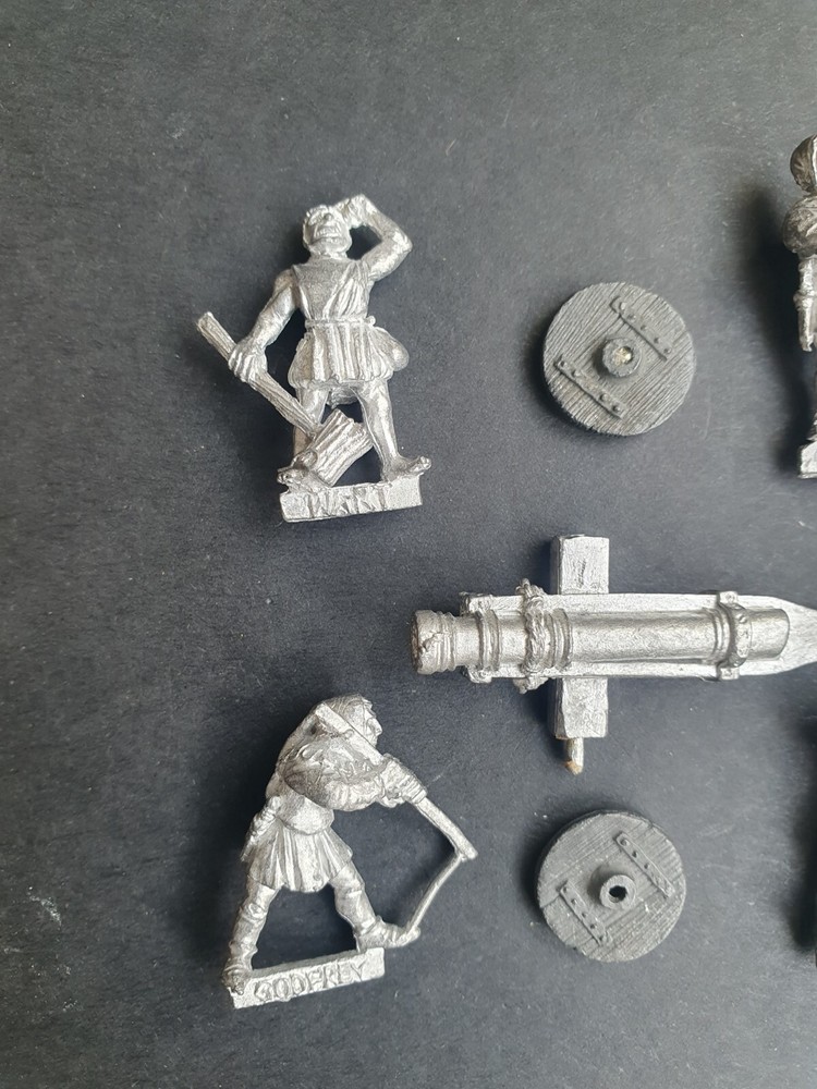 WARHAMMER FB BRETONNIAN CANNON PLUS COMPLETE CREW UNSTRIPPED ORIGINAL OOP GW