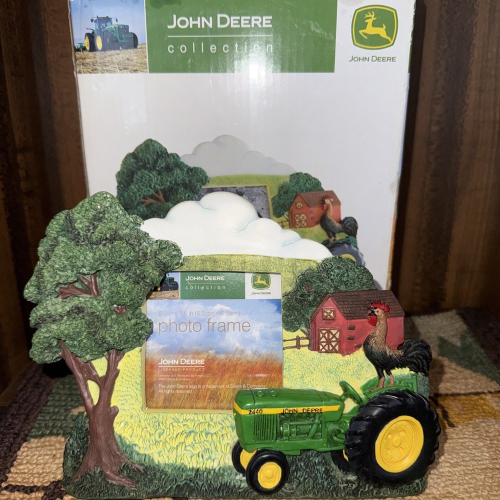 John Deere Resin Tractor & Barn Picture Photo Frame In Box  5.5x7”