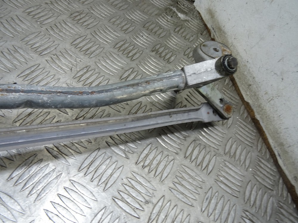 72015 MERCEDES E-CLASS E220 W212 FRONT WINDSCREEN WIPER MOTOR LINKAGE *4557