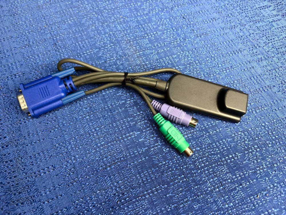 Avocent AVRIQ-PS2 KVM Server Interface Cable Adapter PS2 Module 520-306-507