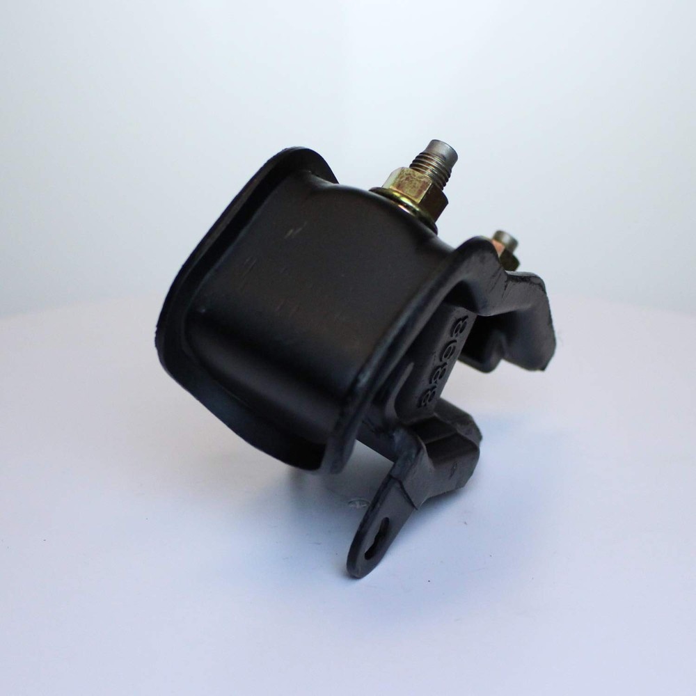 AED A6582 Front Transmission Mount