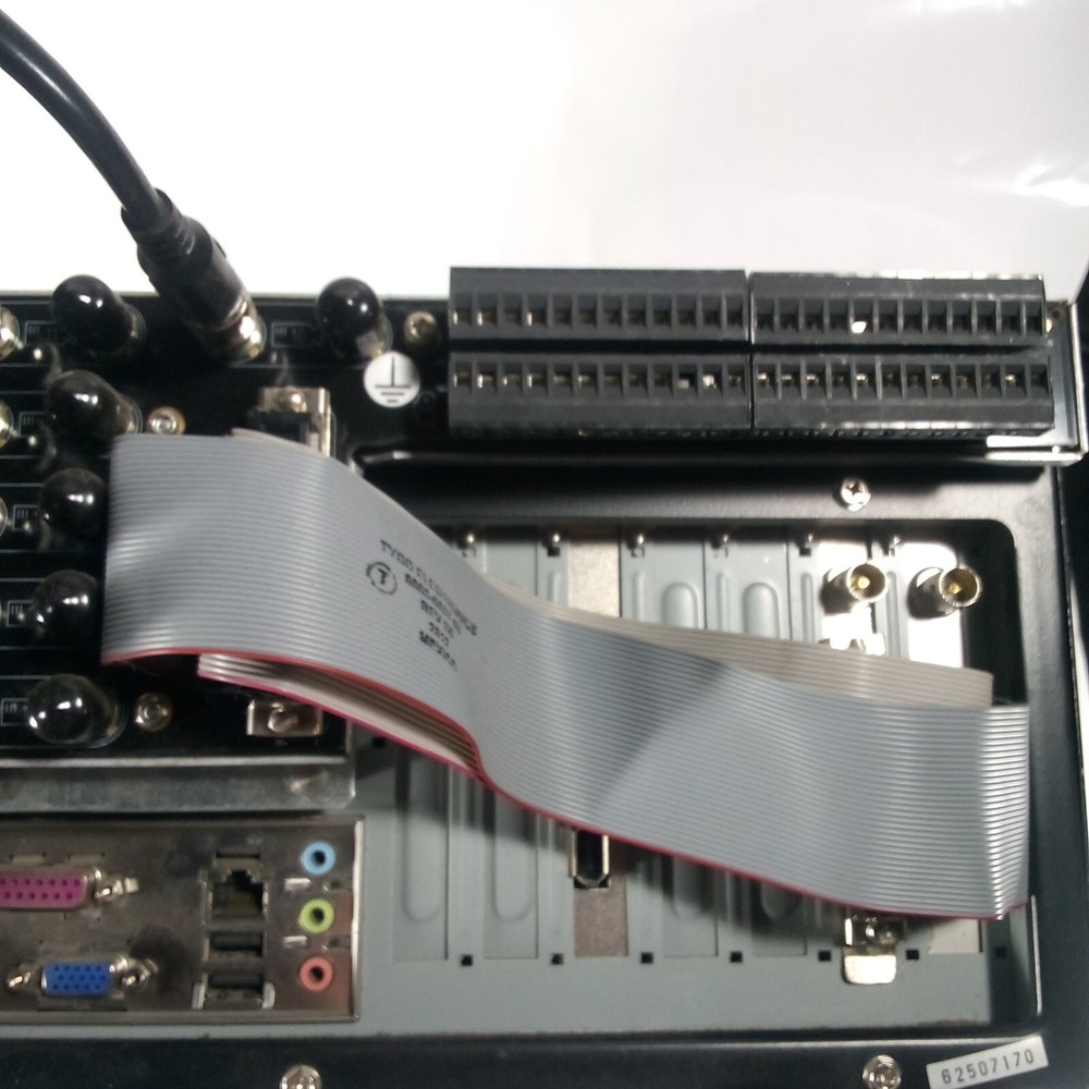 American Dynamics Intellex DVMS Deluxe 16-CH Digital Video Management System.