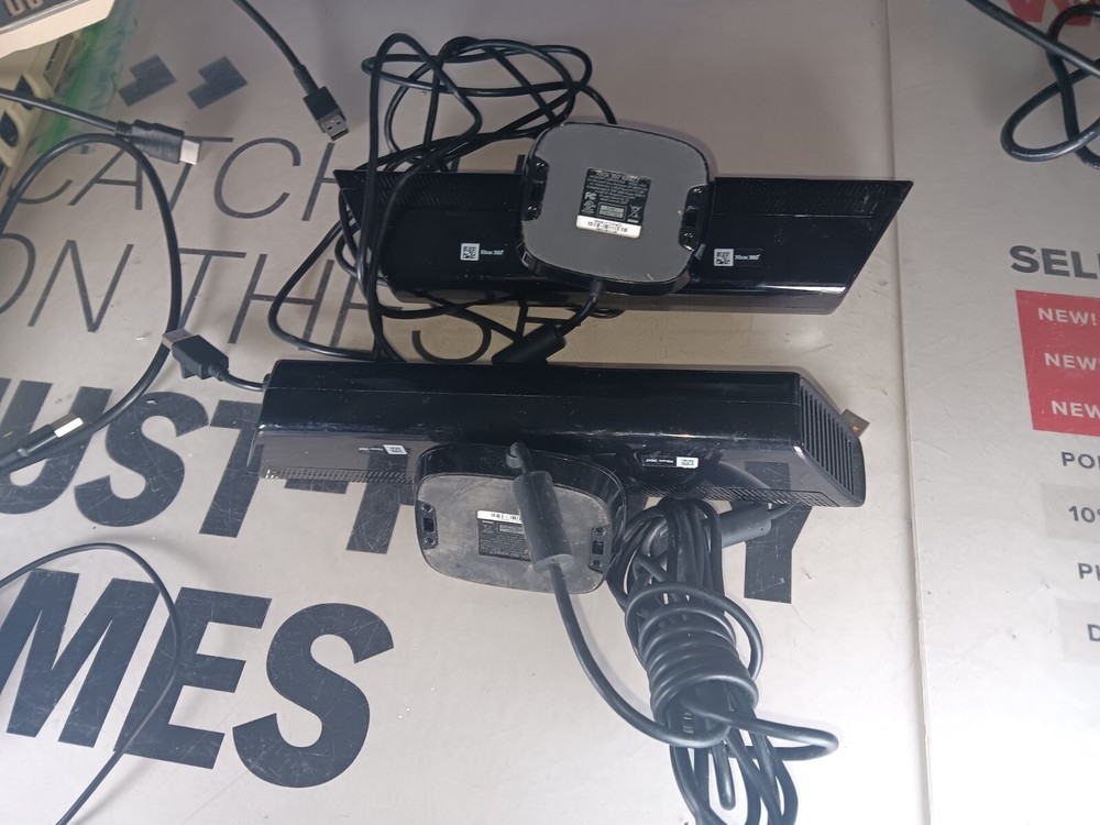 Microsoft XBOX 360 Original Kinect Sensor Bar Camera x 2-Untested-PARTS-READ ALL