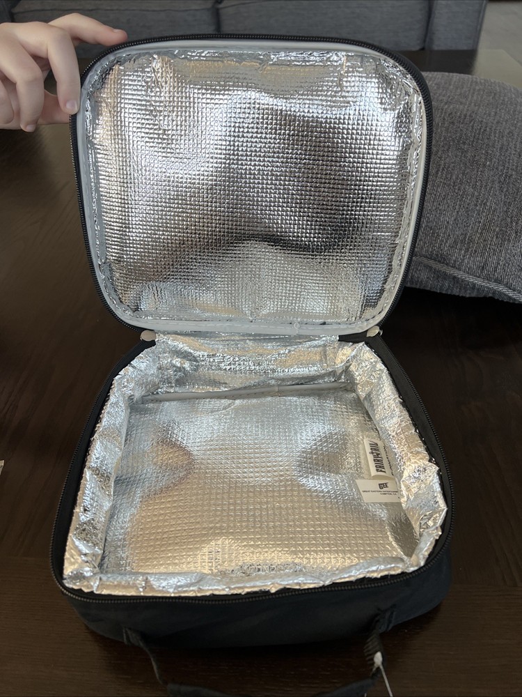 Fairytail NWT Lunchbox And Keychain