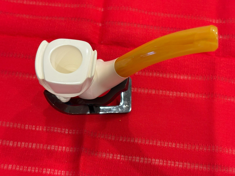 MEERSHAUM PIPE SMOKING MAN NEW