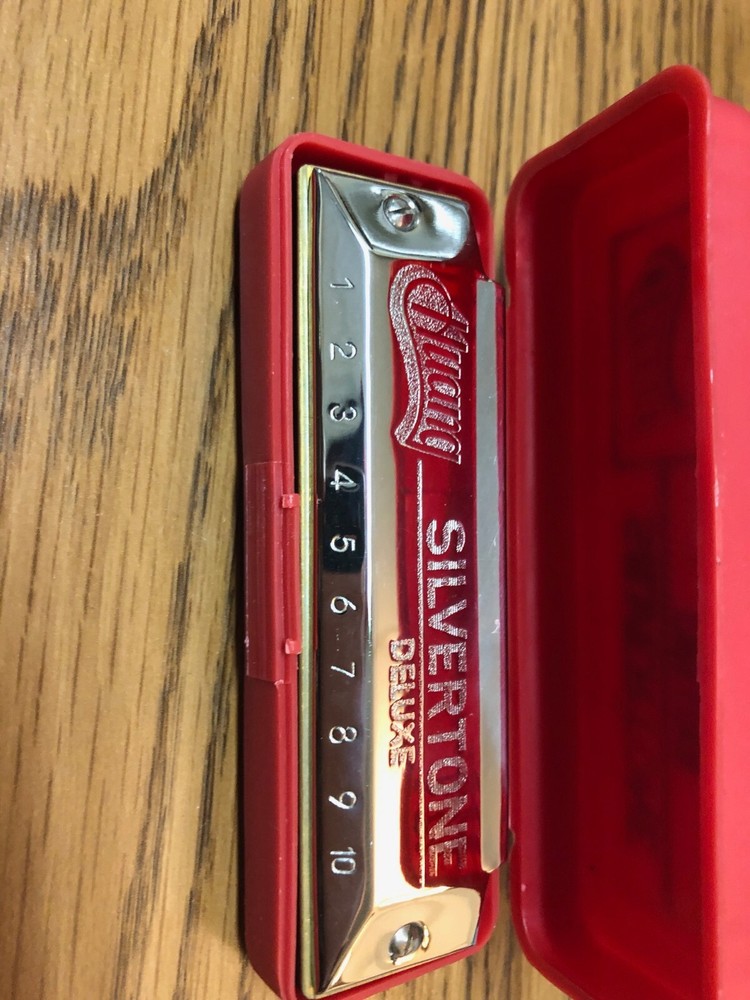 D HARMONICA HUANG Silvertone NEW W/case HOHNER QUALITY. D