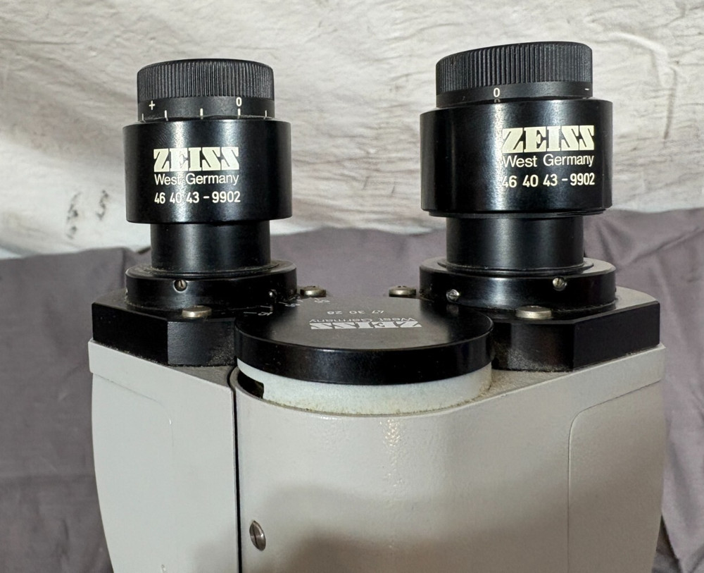 Zeiss West Germany Binocular/Monocula 3x Oculars 3x Objectives Light Microscope