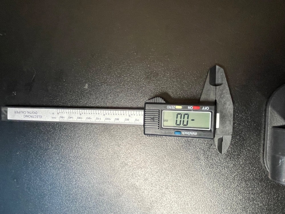 DIGITAL CALIPER Electronic Digital Vernier Caliper Micrometer Guage LCD