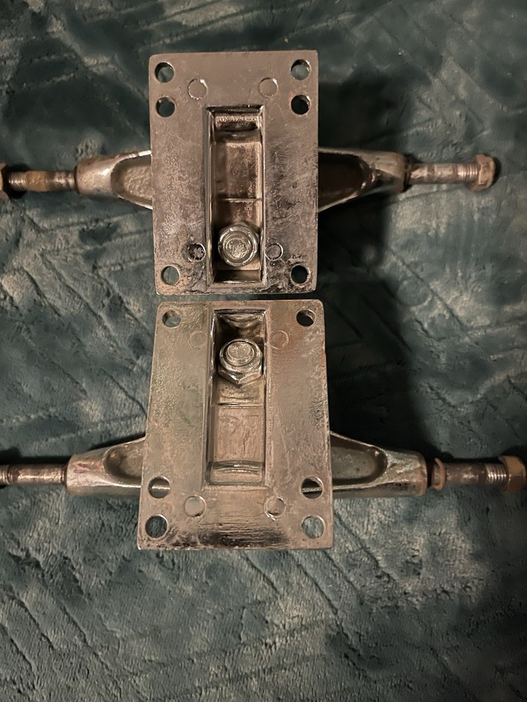 Opus Mach 5000 Skateboard Trucks Pair