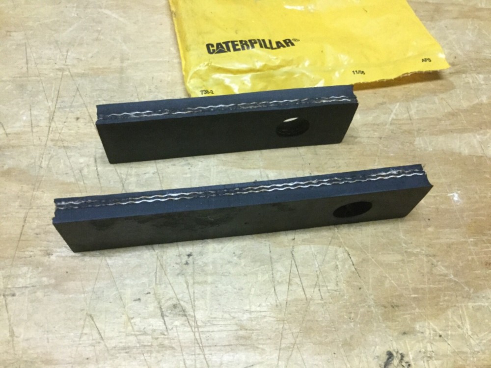 Genuine Caterpillar Latch 146-1590