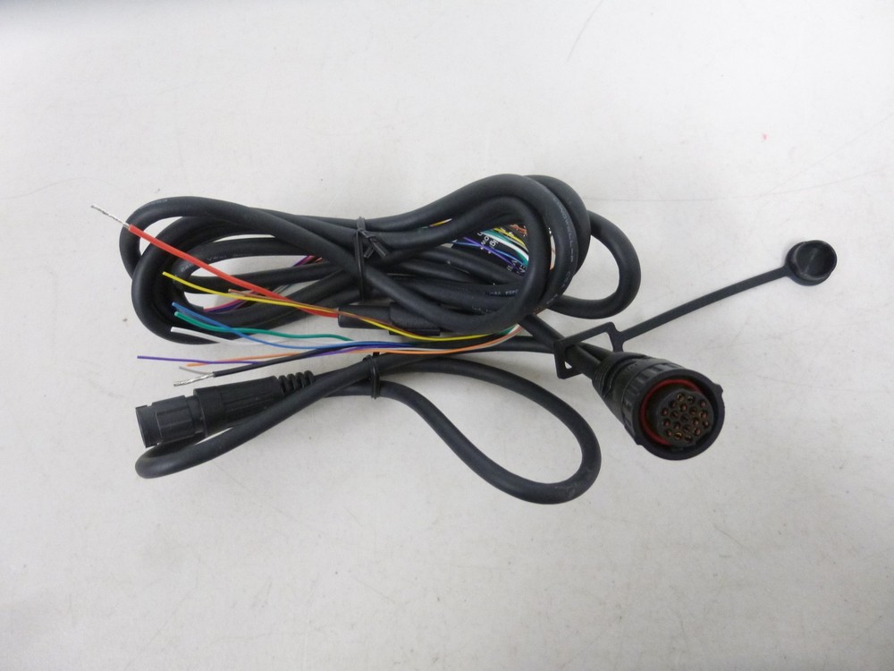Garmin GPSMap 545s Boat Navigation With Cable