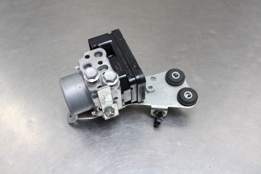 24-26 SUZUKI GSX-8R ABS PUMP UNIT MODULE