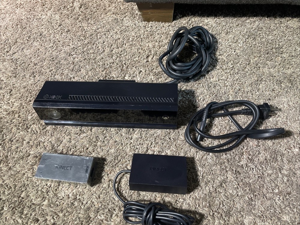 Microsoft Xbox Kinect Sensor Bar Camera w/ Adapter Black Model 1595 Tested OEM